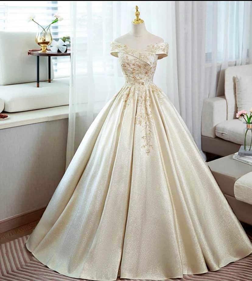 Light Golden Prom Dress for Rent